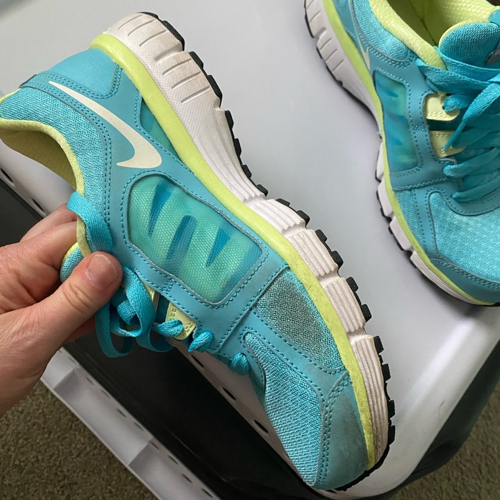Nike Kids Teal and Lime Sneakers - Picture 3 of 4